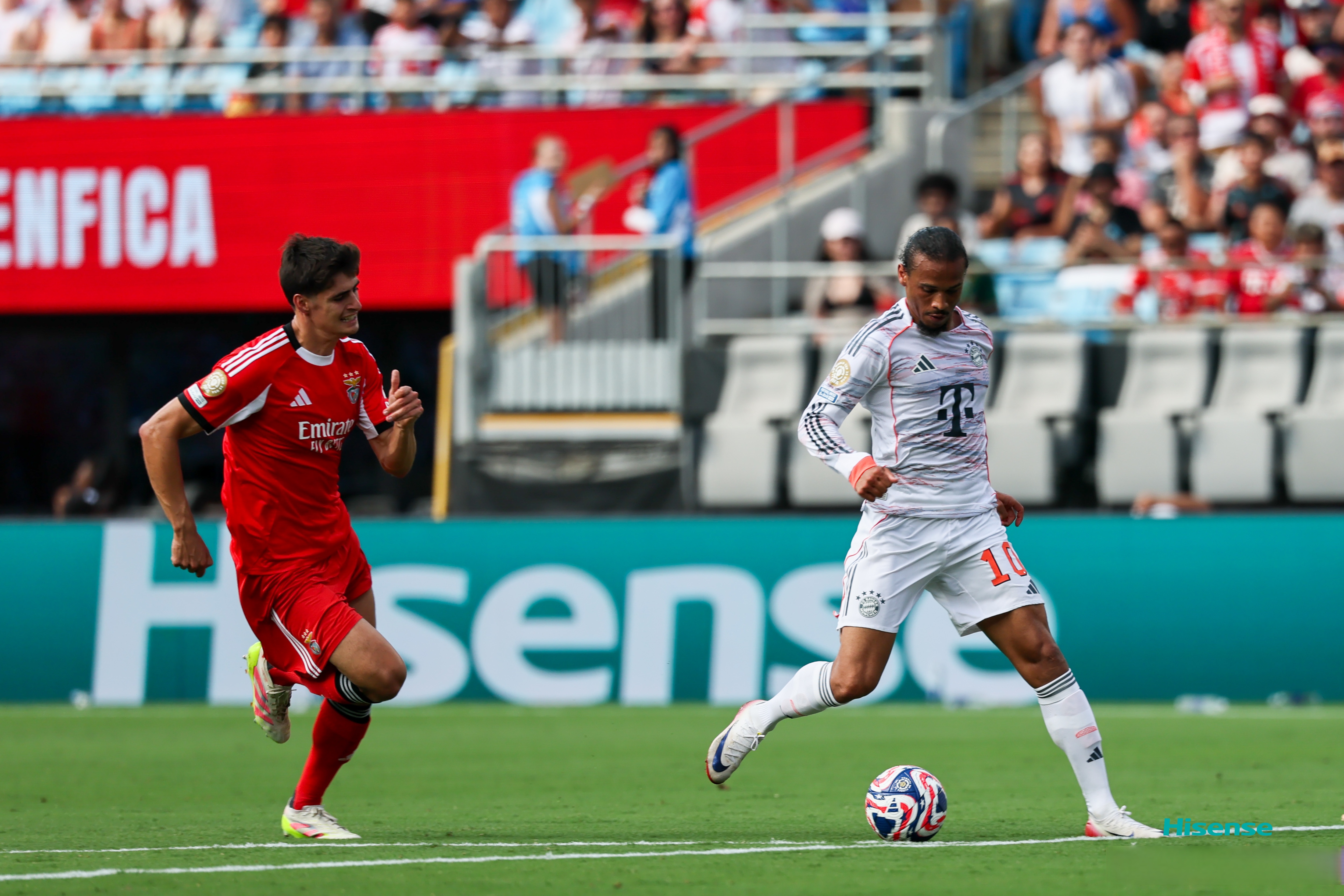 足总杯赛程吃紧，西汉姆今晚扳平良机，更衣室稳定，更衣室氛围转暖的简单介绍-满冠